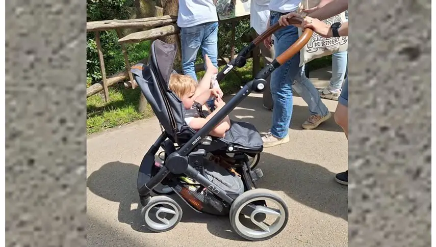 4-wheel stroller